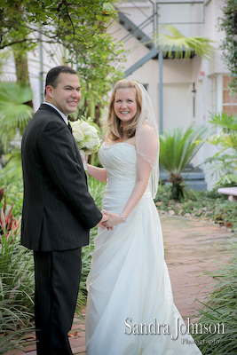 Best Courtyard Lake Lucerne - IW Phillips House Wedding photographer - Sandra Johnson (SJFoto.com)